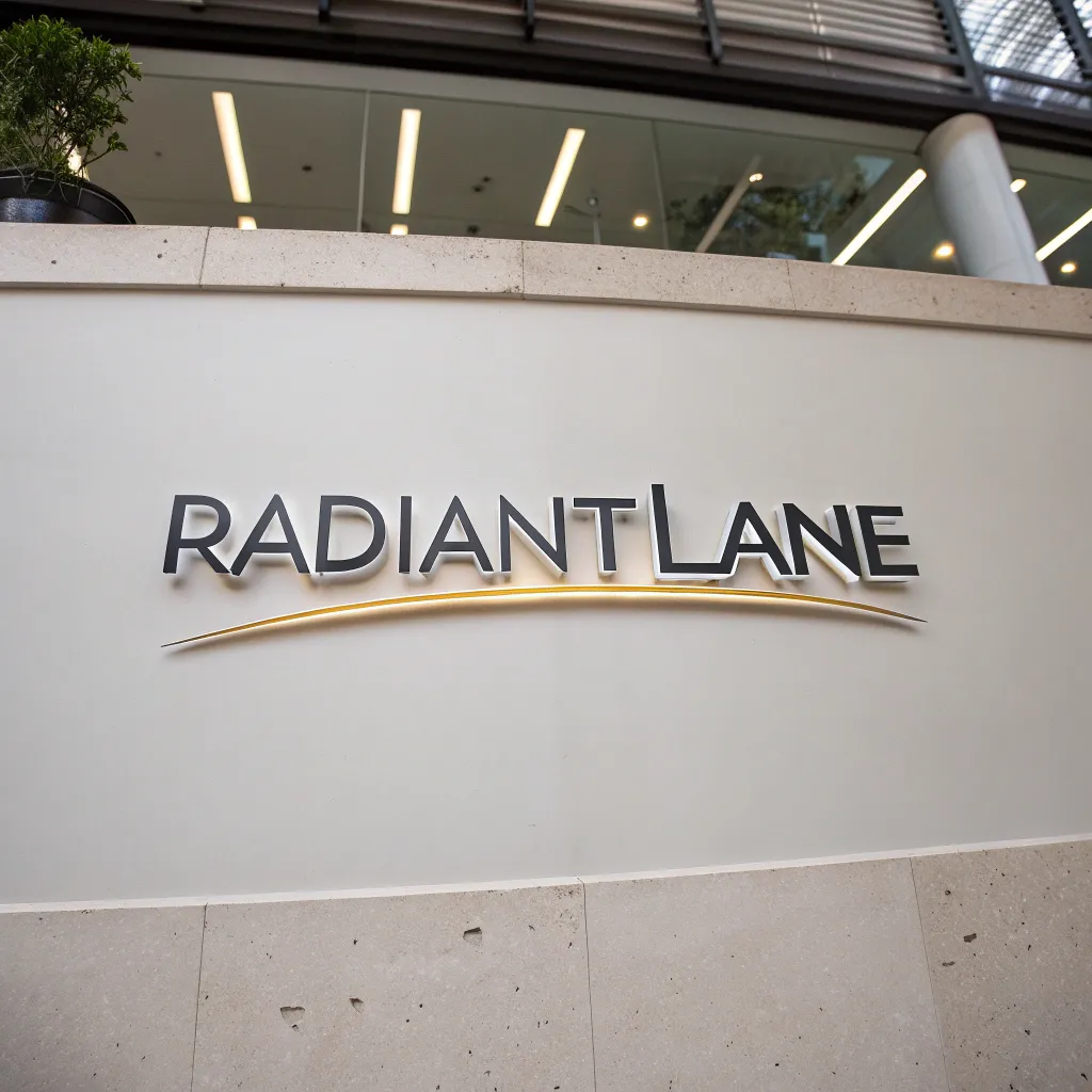 RADIANTLANE Logo